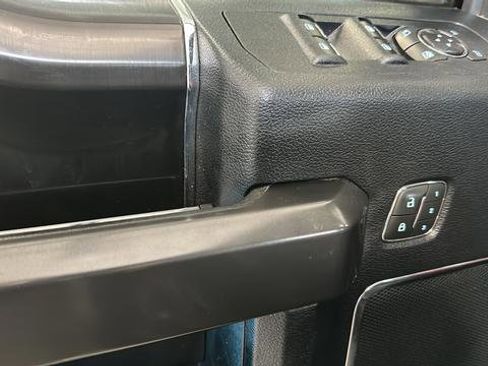 Used 2019 Ford F150 Lariat w/ Equipment Group 502A Luxury image 22