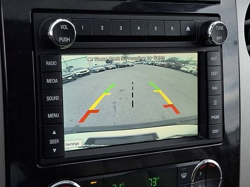 Used 2013 Ford Expedition Limited image 21