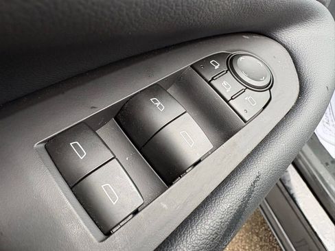 Used 2024 Chevrolet Blazer EV LT image 21