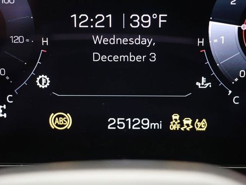 Used 2025 GMC Yukon XL Denali image 18