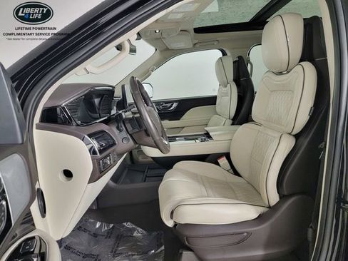 Used 2024 Lincoln Navigator L Black Label AWD/4WD image 13