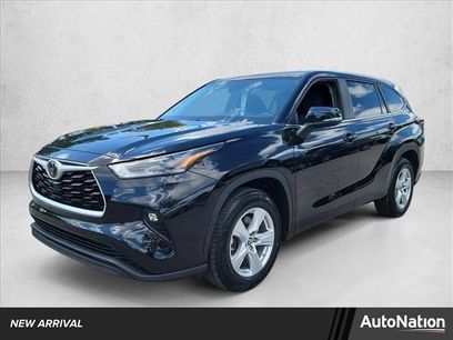 Used 2024 Toyota Highlander LE