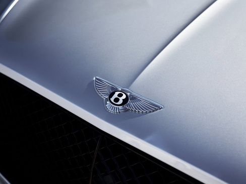 Used 2024 Bentley Continental GT image 8
