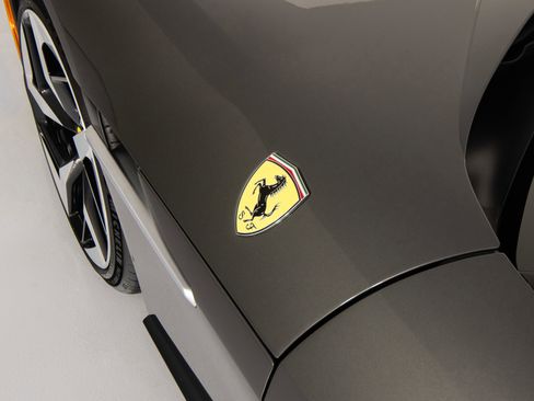 Certified 2025 Ferrari 12Cilindri RWD image 16