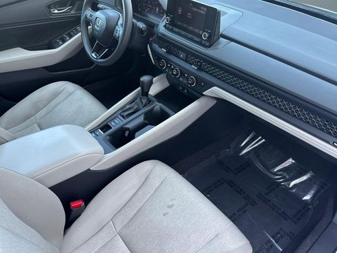 Certified 2024 Honda Accord EX image 33