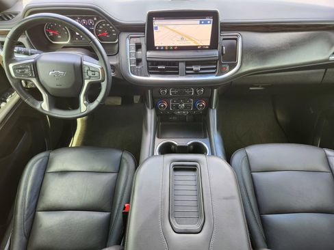 Used 2021 Chevrolet Tahoe Z71 w/ Z71 Off-Road Package AWD/4WD image 29