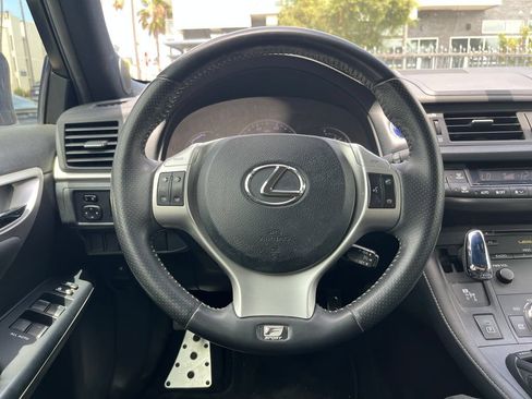 Used 2013 Lexus CT 200h w/ F Sport Pkg w/Nuluxe Trim FWD image 18