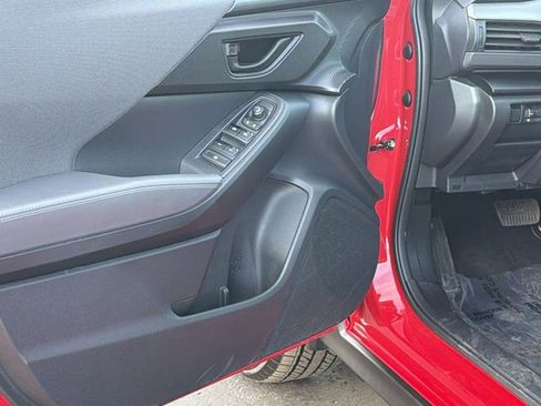 Certified 2025 Subaru Crosstrek 2.0i Premium image 23