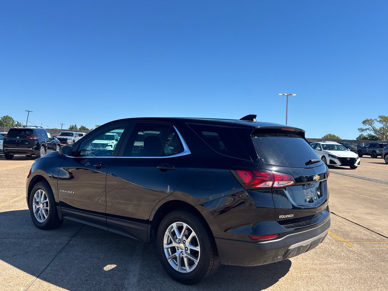 Used 2024 Chevrolet Equinox LT AWD/4WD image 15