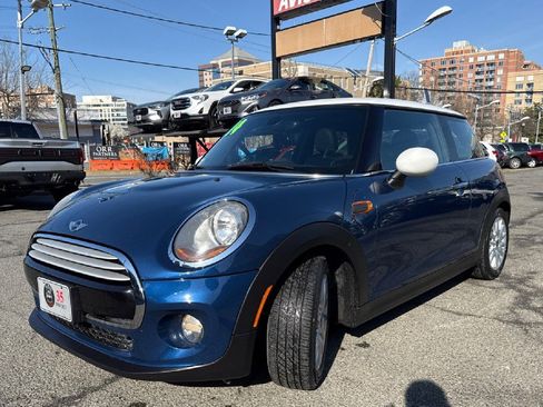 Used 2014 MINI Cooper 2-Door Hardtop image 32