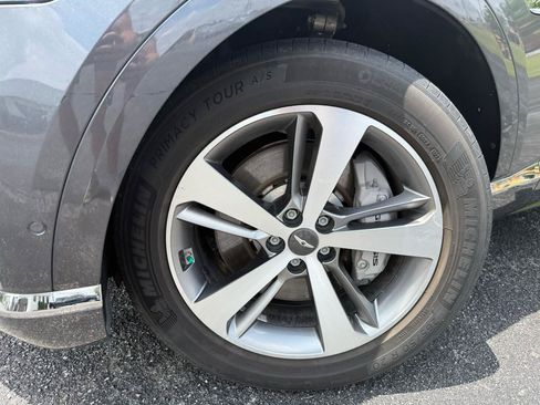 Used 2021 Genesis GV80 3.5T w/ Advanced Package 06 AWD/4WD image 29