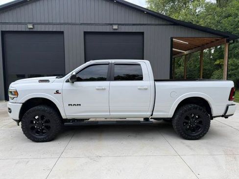 Used 2021 RAM 2500 Laramie w/ Night Edition AWD/4WD image 2