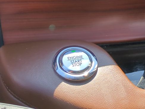 Used 2021 Lincoln Aviator Reserve w/ Equipment Group 202A AWD/4WD image 21