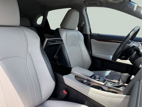 Used 2019 Lexus RX 350 AWD w/ Premium Package image 26