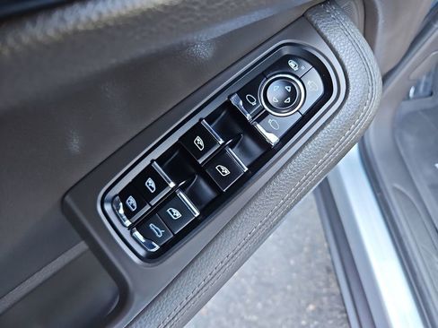 Used 2017 Porsche Macan image 27