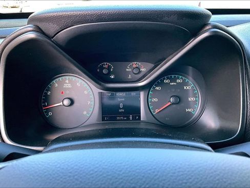 Used 2022 GMC Canyon Elevation w/ Trailering Package image 9