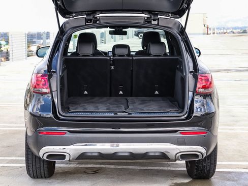 Used 2020 Mercedes-Benz GLC 300 image 36