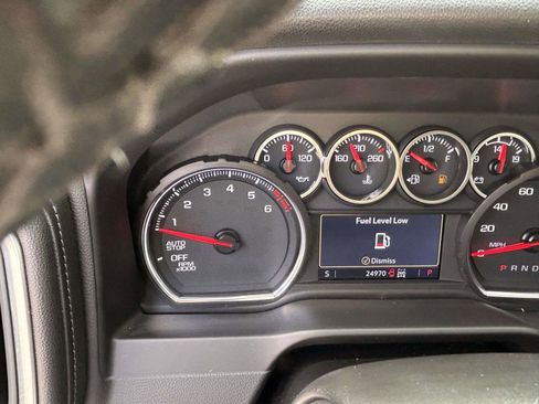 Used 2021 Chevrolet Silverado 1500 LT Trail Boss w/ Convenience Package II image 23