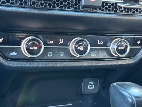 Used 2023 Honda HR-V EX-L image 19