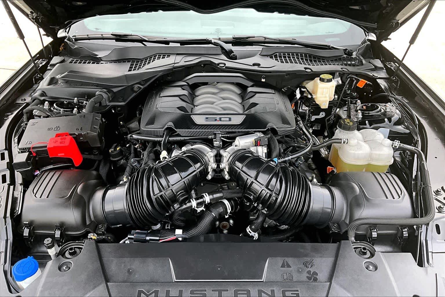 Used 2025 Ford Mustang GT Premium RWD image 28