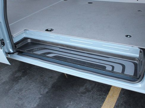 Used 2026 Mercedes-Benz Sprinter 2500 image 8