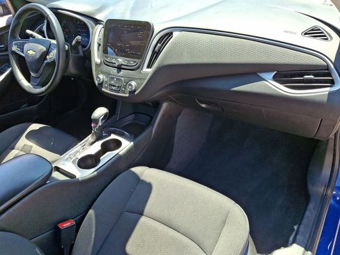 Used 2023 Chevrolet Malibu RS FWD image 32