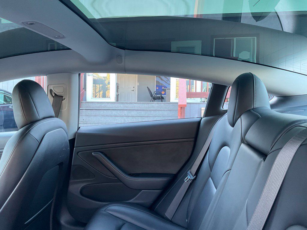 Used 2018 Tesla Model 3 Performance AWD/4WD image 30