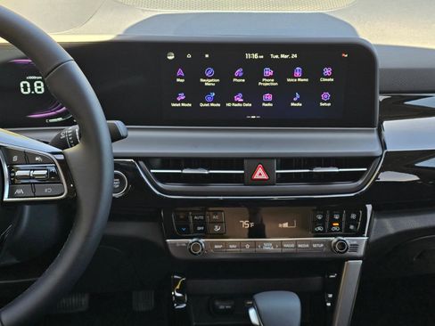 New 2026 Kia Seltos S AWD/4WD image 8