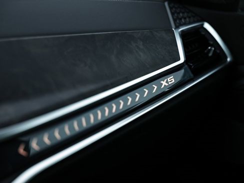 New 2026 BMW X5 xDrive40i w/ Climate Comfort Package image 41