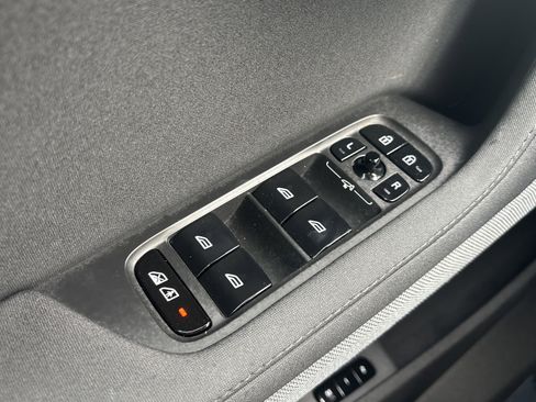 Used 2023 Polestar Polestar 2 FWD image 28
