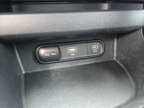 Used 2024 Kia Seltos S FWD image 30