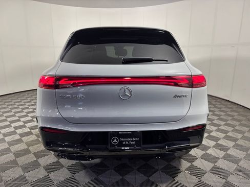 Certified 2023 Mercedes-Benz EQS 580 4MATIC SUV image 4