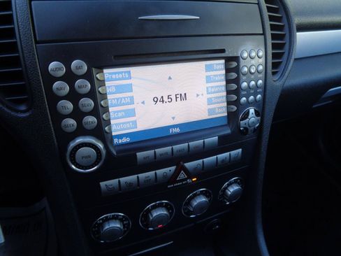 Used 2008 Mercedes-Benz SLK 350 image 27
