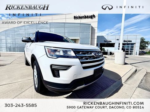 Used 2018 Ford Explorer XLT AWD/4WD image 1