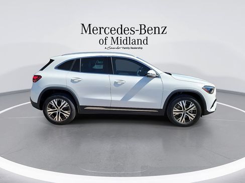 New 2026 Mercedes-Benz GLA 250 image 9