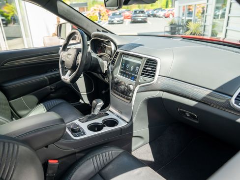 Used 2018 Jeep Grand Cherokee Trackhawk image 6