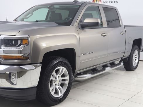 Used 2017 Chevrolet Silverado 1500 LT w/ All Star Edition AWD/4WD image 44
