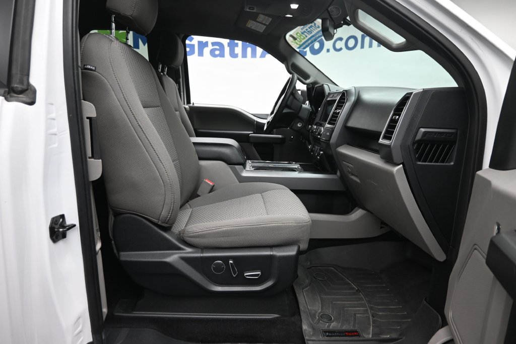 Used 2017 Ford F150 XLT w/ Equipment Group 302A Luxury AWD/4WD image 9