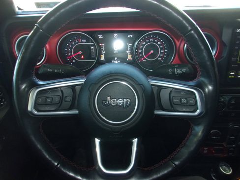 Used 2021 Jeep Gladiator Rubicon image 12