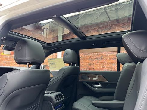 New 2025 Mercedes-Benz GLS 450 4MATIC image 26