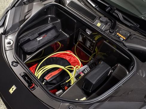 Used 2024 Ferrari 296 GTB RWD image 39