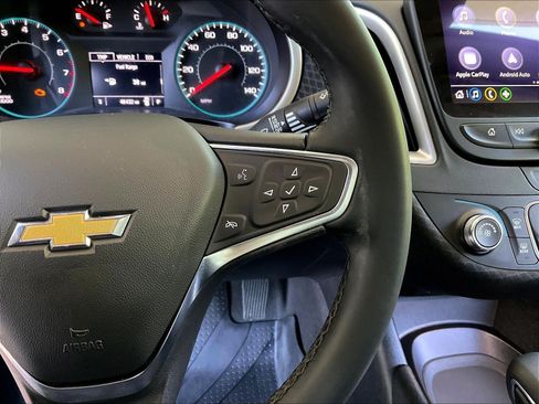 Used 2024 Chevrolet Malibu RS FWD image 12