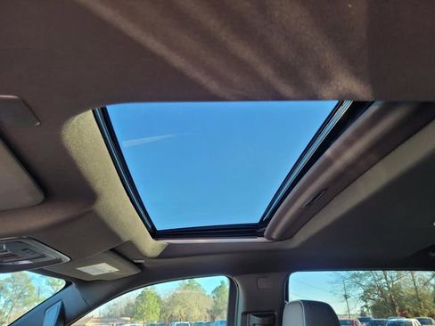 Used 2024 GMC Sierra 1500 Denali w/ Denali Reserve Package image 32