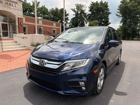 Used 2018 Honda Odyssey EX image 2