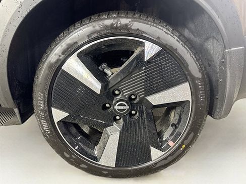 New 2026 Nissan Kicks SR w/ Cold Weather Package image 9