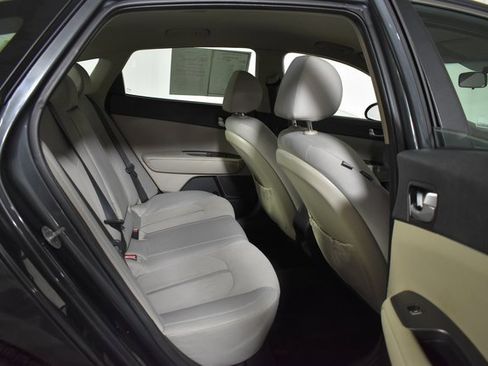 Used 2016 Kia Optima LX image 29