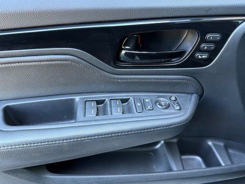Used 2023 Honda Odyssey Elite image 11