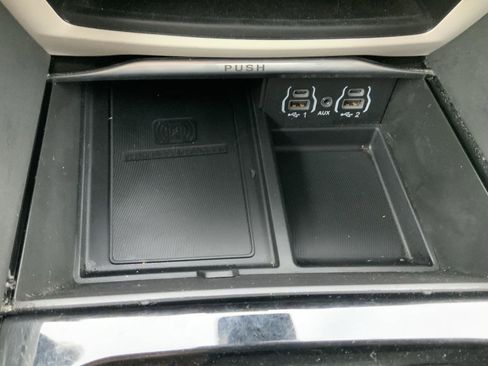 Used 2021 Chrysler Pacifica Limited w/ Premium & Safety Sphere Group image 57