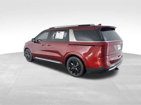 Certified 2023 Kia Carnival SX Prestige image 9