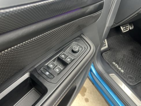 Certified 2024 Volkswagen Atlas Cross Sport SEL R-Line image 14